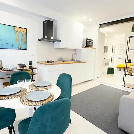 White Loft Bellini Living * キオッジャ